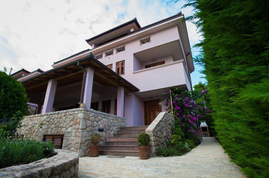 Villa Amalija ซูโกชัน ห้อง รูปภาพ